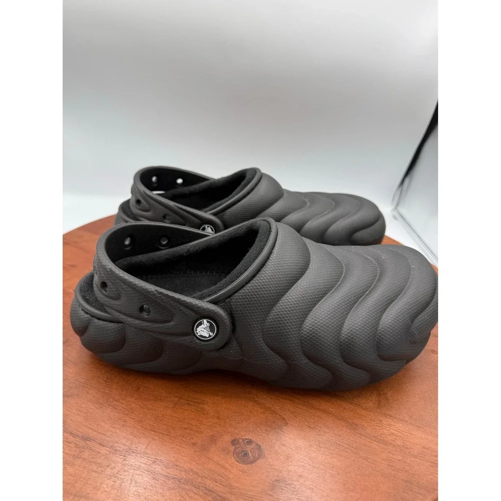 Crocs Classic Lined Overpuff Clog Black Fleece Lined‎ Slip On M7/W9 Cozy Comfort